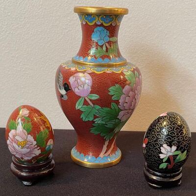 #96 Enamel Cloisonne Vase & 2 Eggs 
