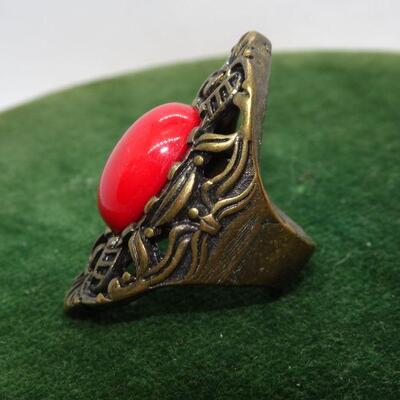 Gold Tone Red Stone Ring 