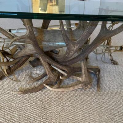 B473 Beautiful Etched Glass Top Antler Base Coffee table 