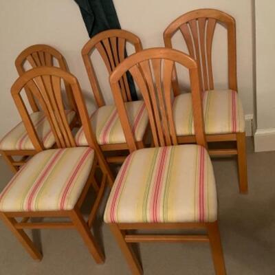 B503 Set of 5 Maple Upholstered Chairs 