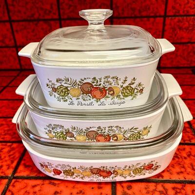 LOT 308  PREX CASSEROLE DISHES & LIDS LE PERSIL LA SAUGE