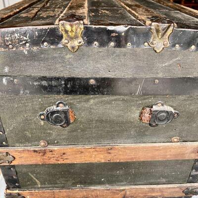 LOT 312  ANTIQUE TRUNK READY TO RESTORE