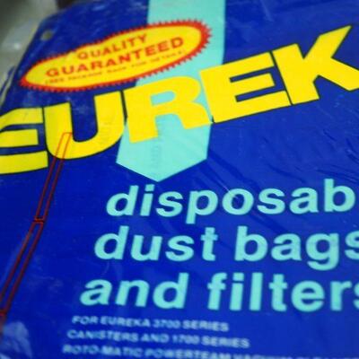 Lot 105 Vintage Vacuum bags and Fuller Brush Pane DR