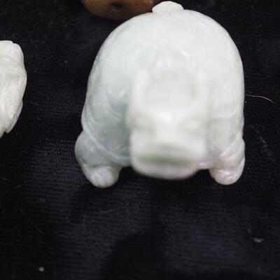 Lot 107 Carved real jade collection
