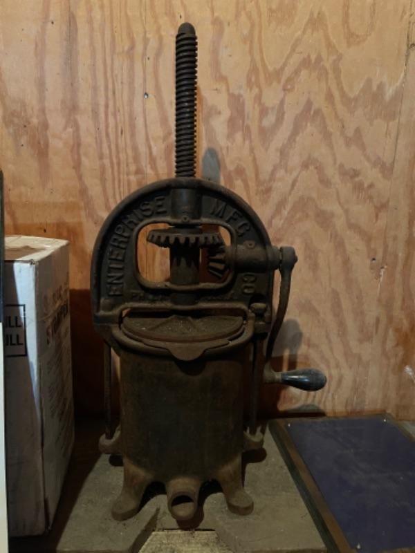 O602 Cast Iron Sausage Stuffer by Enterprise