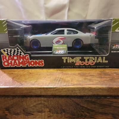 Racing champions time trial 2000 die-cast car