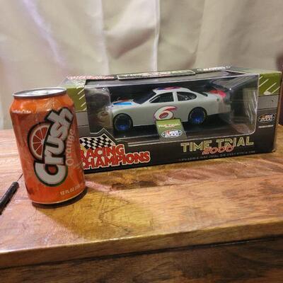 Racing champions time trial 2000 die-cast car