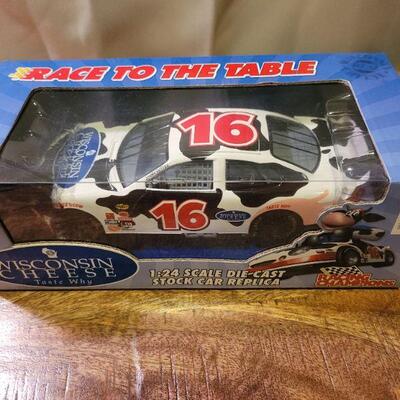 Die-cast stock car replica