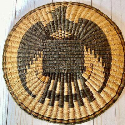 Lot 12  Hopi Eagle Plaque c. 1900 Native American Basketry