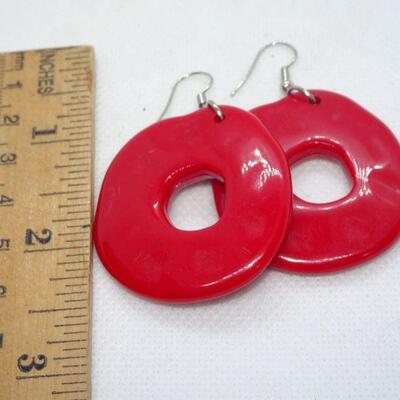 Red Donut Shape Drop Earrings - Plastic 