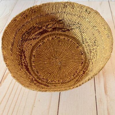 LOT 18"   Antique Hupa Basket Hat Cap c 1900 Native American Basketry Early California