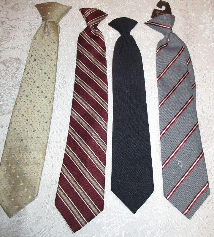 34 Men's Ties Clip On