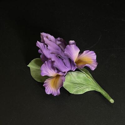 Capodimonte Porcelain Iris