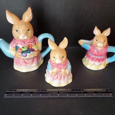 Bunny Tea pot, Creamer and Sugar Jar by Battat