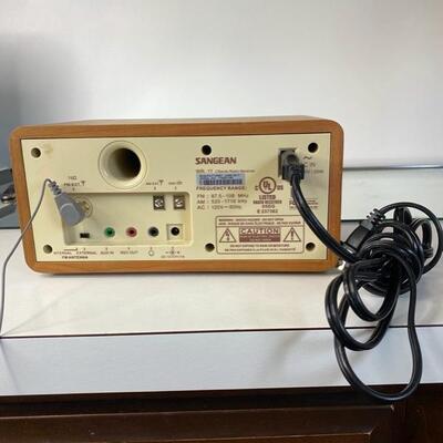 Sangean Wood Cabinet RETRO Am/FM  RADIO