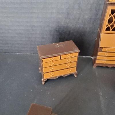 Doll House Furniture