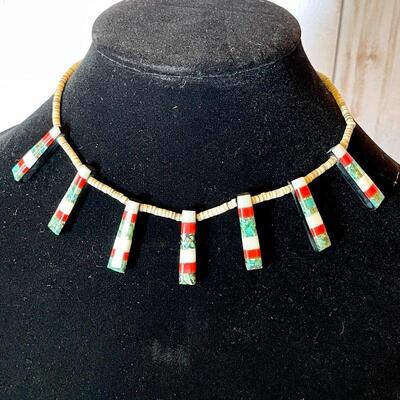 Lot 37  Vintage Native American Jewelry Collar Heishei Necklace Inlay w/Various Stones 