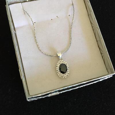 Sterling 16â€ Necklace with Onyx Pendant 