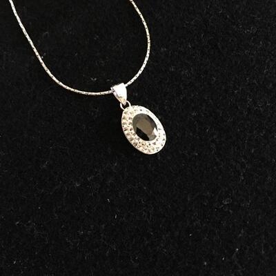 Sterling 16â€ Necklace with Onyx Pendant 
