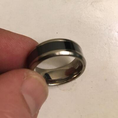 QG Titanium / Ceramic Wedding Band Size 8