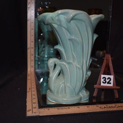 1940 McCoy Swan Vase 