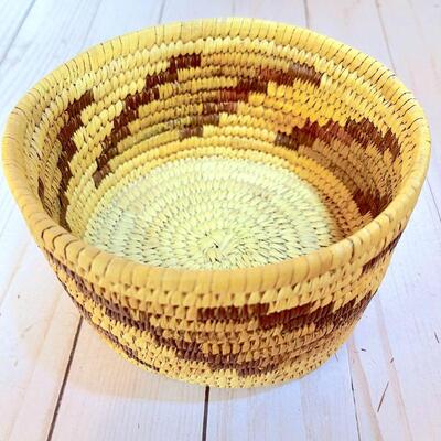 Lot 54  Papago Basket Native American Basketry