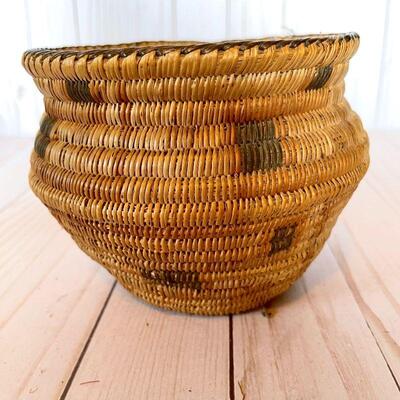 Lot 61  Native American Basketry Wide Mouth Form Dark Overcast Rim