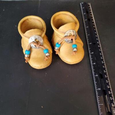 Ceramic Baby Mocassins