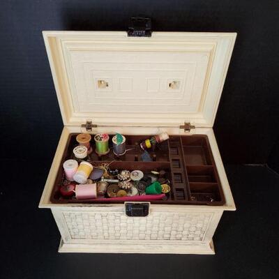 Vintage Sewing Box w/Sewing supplies