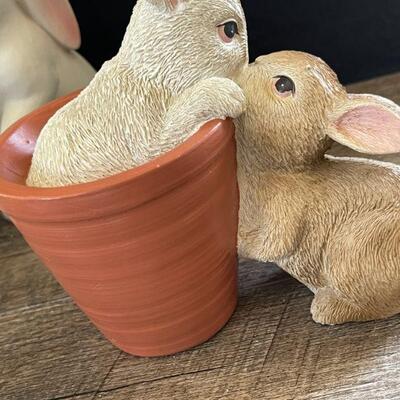20: Collection of Easter and Bunnies