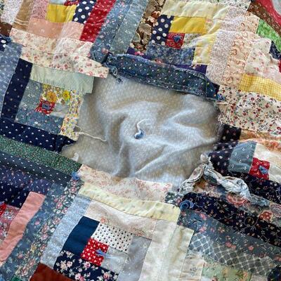 23: Vintage Handmade Quilt and Full Sheets