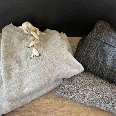 26: Women's Sweatshirts and lined pants