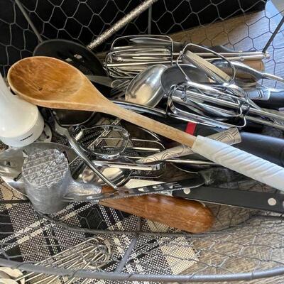39: Kitchen Lot