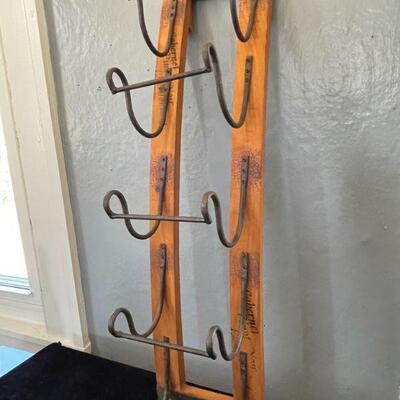 41: Wine Bottle Wall Hanging