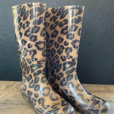 48: Size 7 Women's Coach Rain Boots