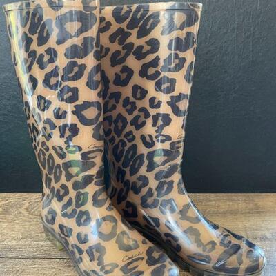 48: Size 7 Women's Coach Rain Boots