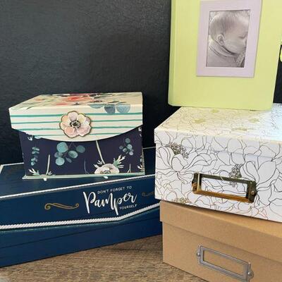 49: Keepsake/Gift Boxes