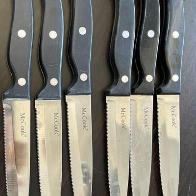 65: Kitchen Knife Set