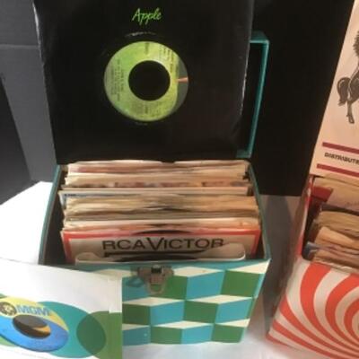 Q - 1275 Lot of Vintage Vinyl Records ( 45â€™s ) 