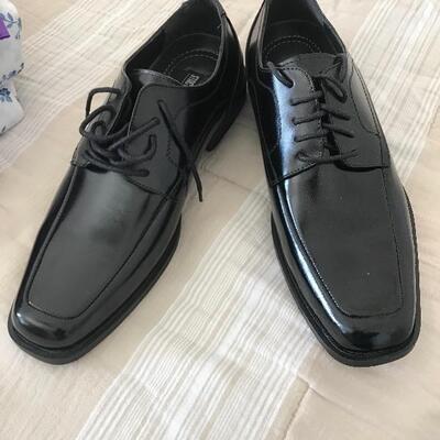 Menâ€™s Stacy Adams Dress Shoes NEVER WORN 8.5m