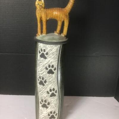 Q - 1277 Dana Major Ceramic Artist - Pottery Jar with Cat Figure Lid has Artist Seal