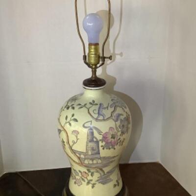 2037 Vintage Asian Lamp