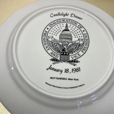 RARE Dinner Plates Mottahedeh Green Fitzhugh made for  Reagan Inauguration on reverse 