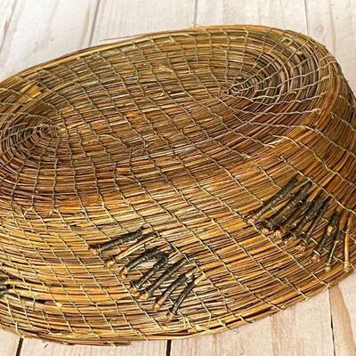 Lot 77  Antique Native American Basketry Pine Needle Nez Perce Basket c.1920 