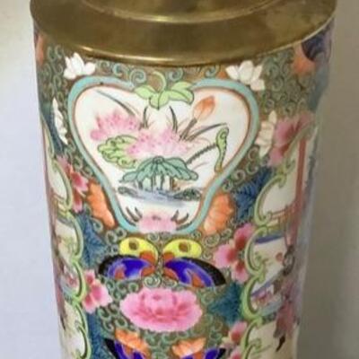 2049 Antique Hand Painted Rose Medallion Cylinder Vase Lamp