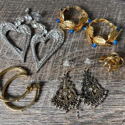 Costume Jewelry Lot #8