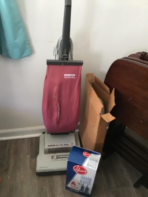HOOVER ELITE 350 VACUUM WITH EXTRA BAGS