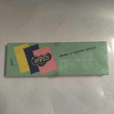 Model C pinking shears