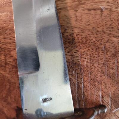 Decorative carving set
