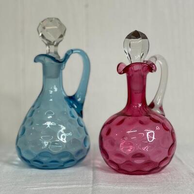 Pair of Fenton Coin Dot Cruets